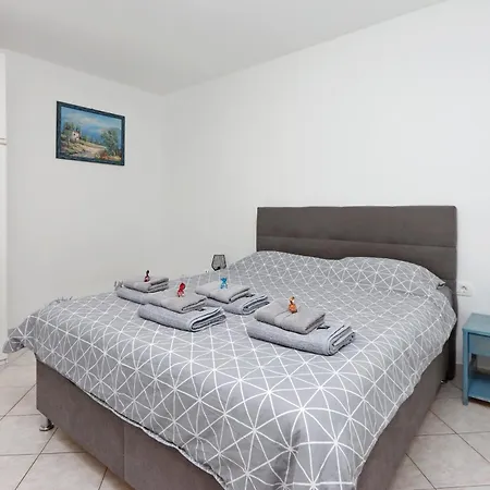 With Parking Space Krk - 21845 Apartament *